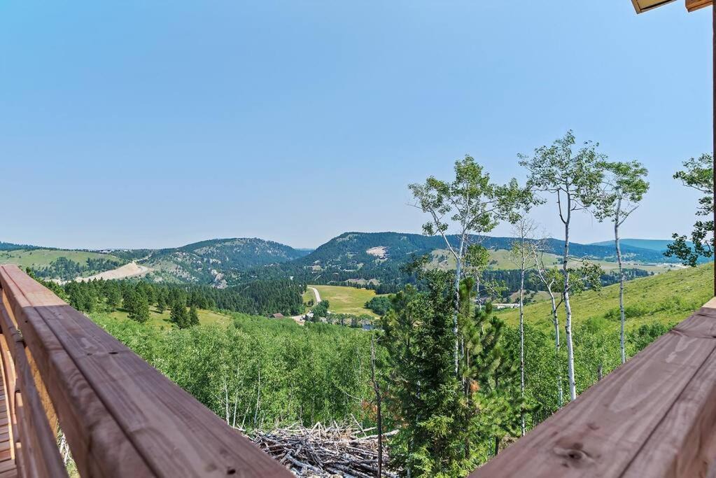 Photo of Others in Deadwood