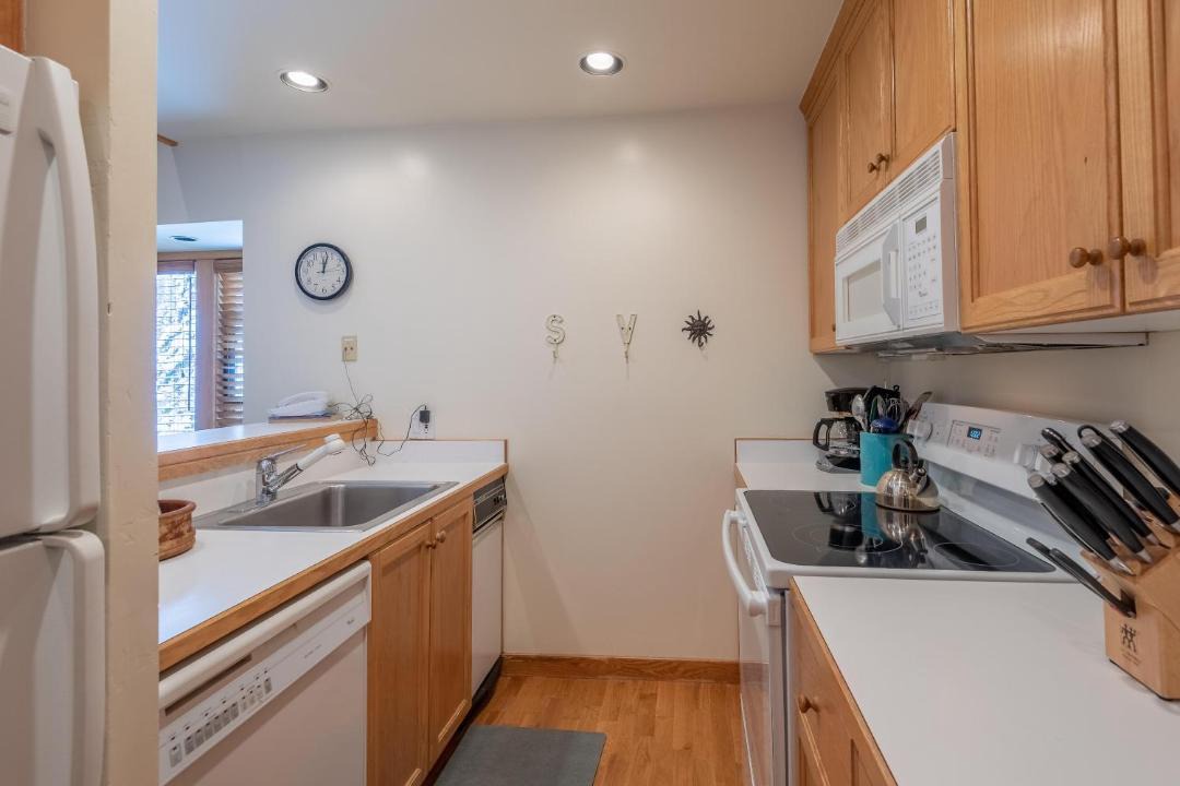 Photo of Kitchen in Warm Springs