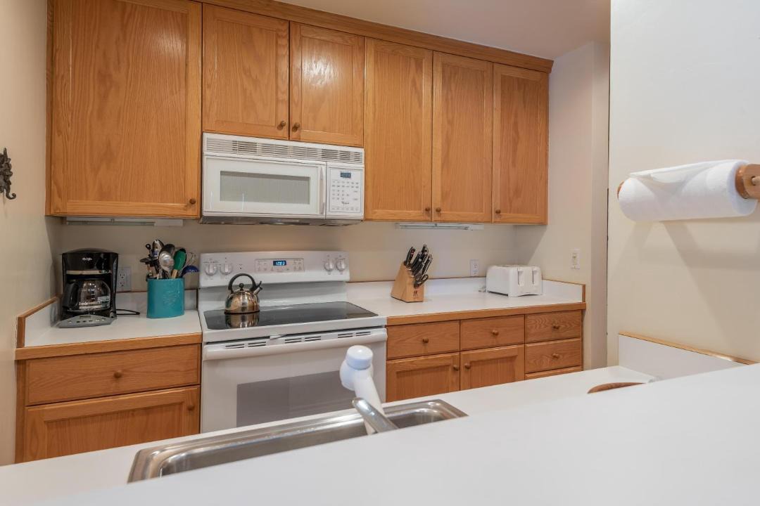 Photo of Kitchen in Warm Springs