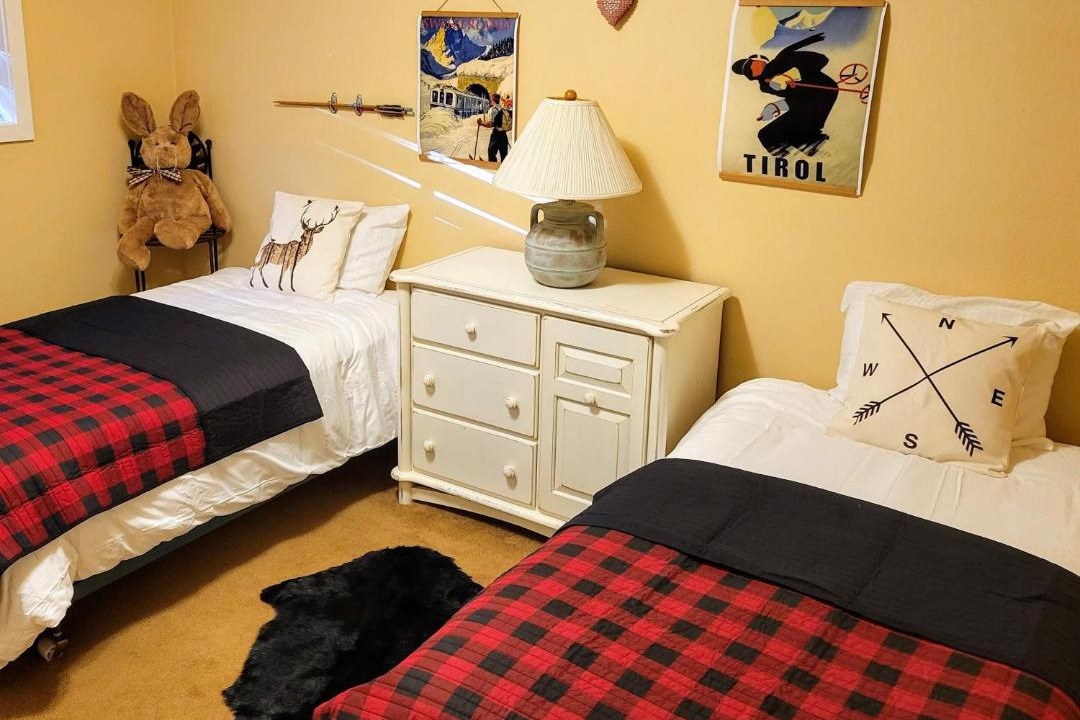 Photo of Bedroom in Warm Springs
