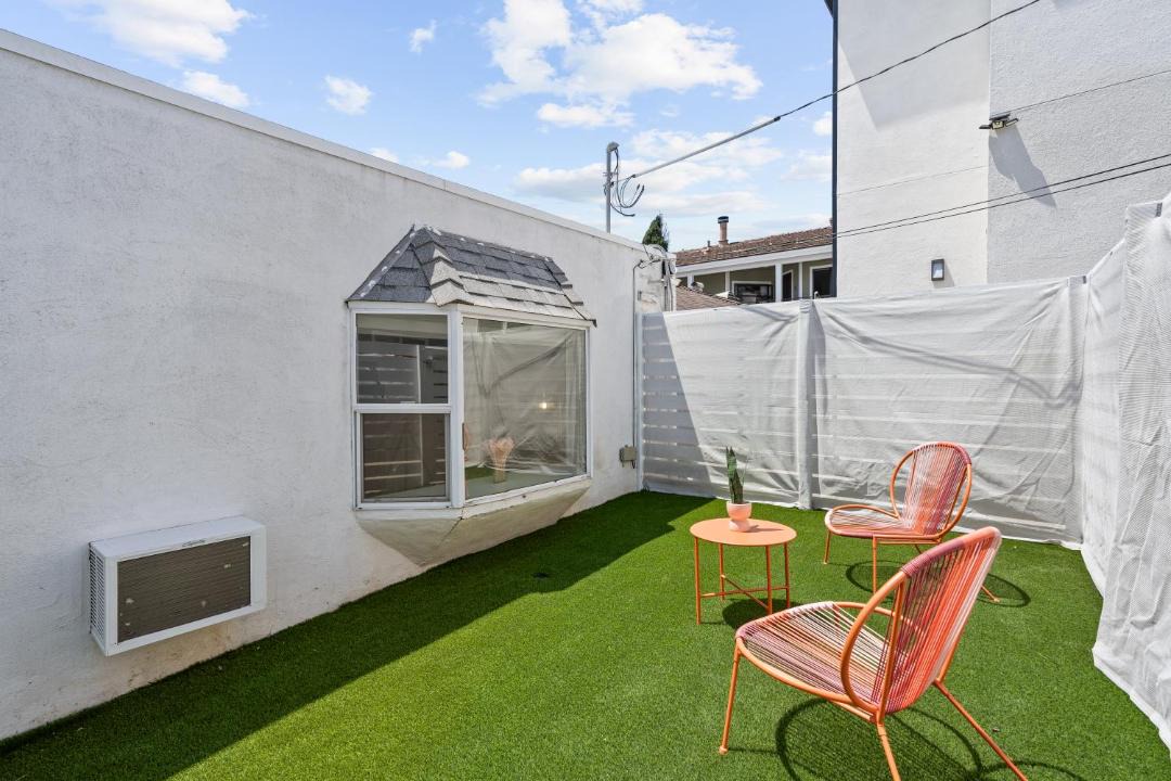Photo of Patio Balcony in University Heights