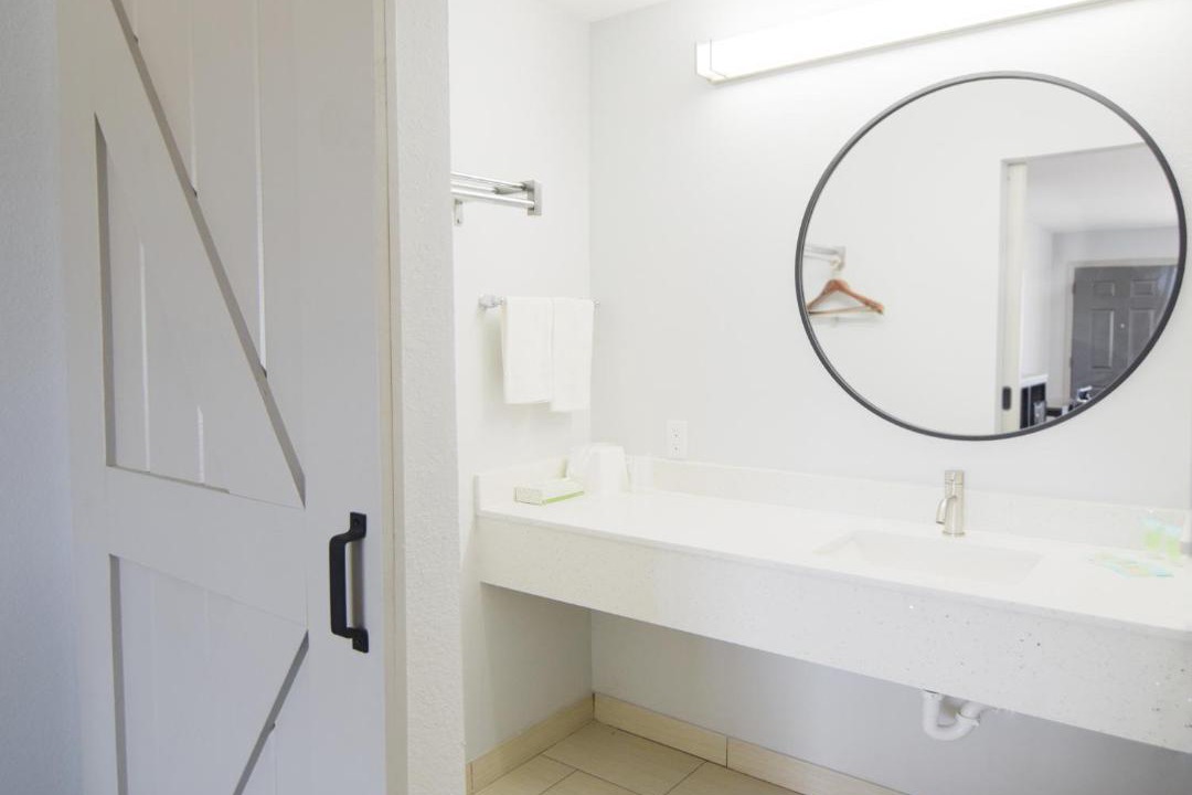 Photo of Bathroom in Roland