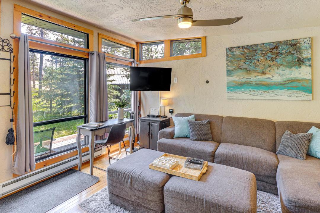 Photo of Livingroom in Lead