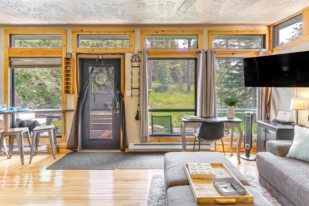 Photo of Livingroom in Lead