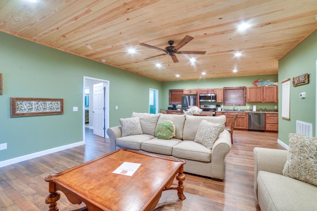 Photo of Livingroom in Waverly