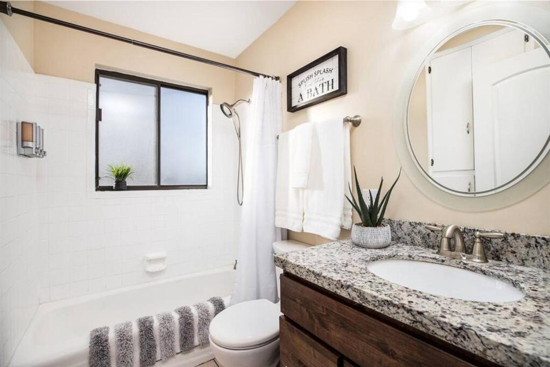Photo of Bathroom in Murray