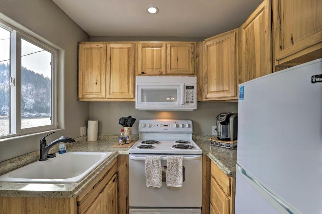 Photo of Kitchen in Loon Lake
