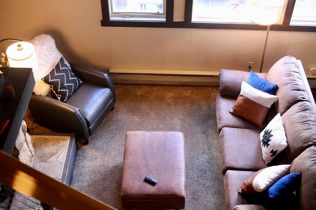 Photo of Livingroom in Big Sky Meadow Village