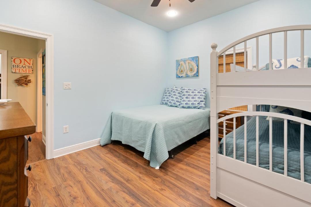 Photo of Bedroom in Shoreline Park