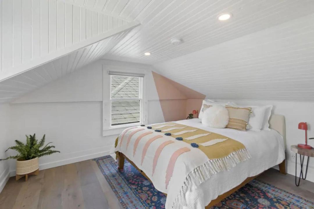 Photo of Bedroom in Little Italy
