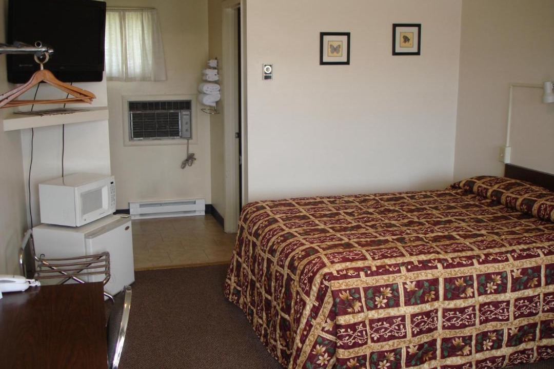 Photo of Bedroom in Heyburn