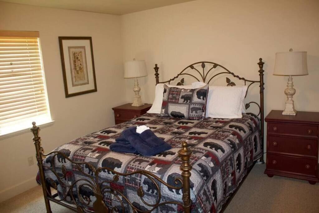 Photo of Bedroom in Eden