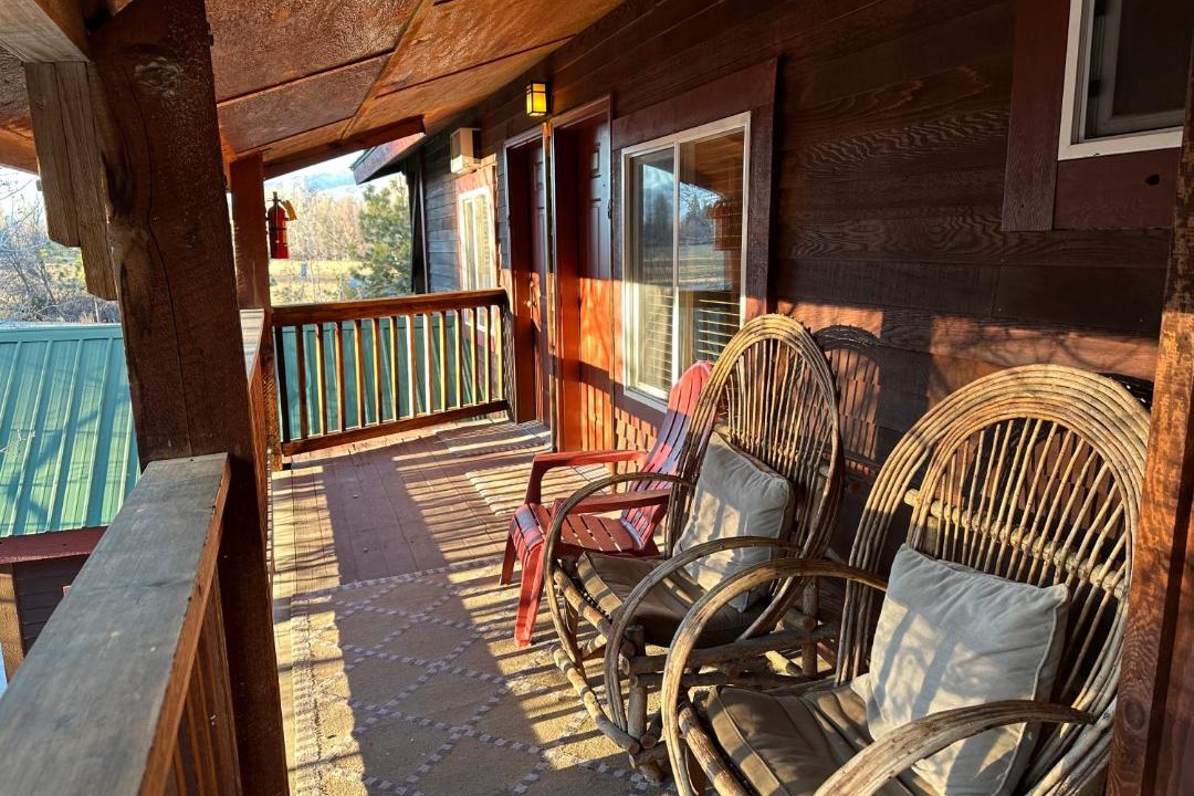 Photo of Patio Balcony in Winthrop