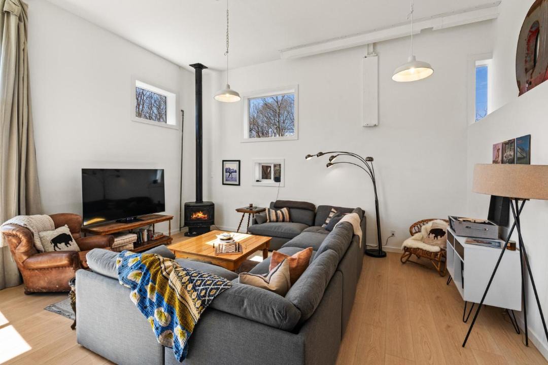Photo of Livingroom in Livingston