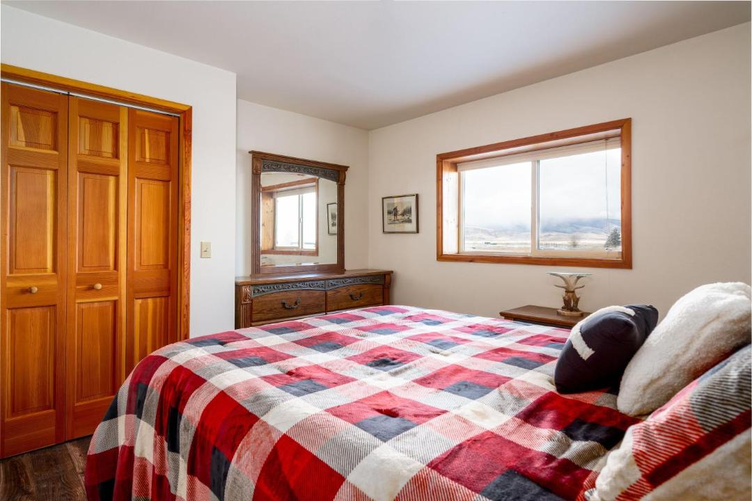Photo of Bedroom in Livingston
