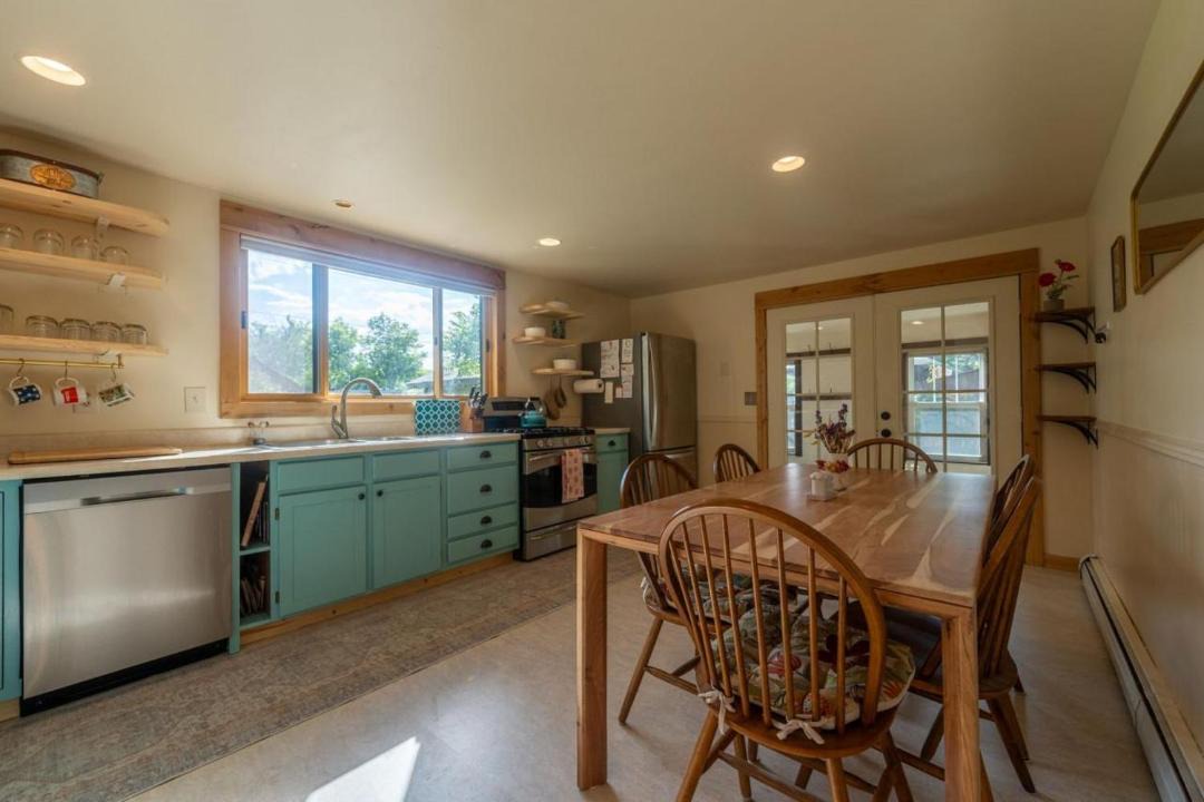 Photo of Kitchen in Livingston