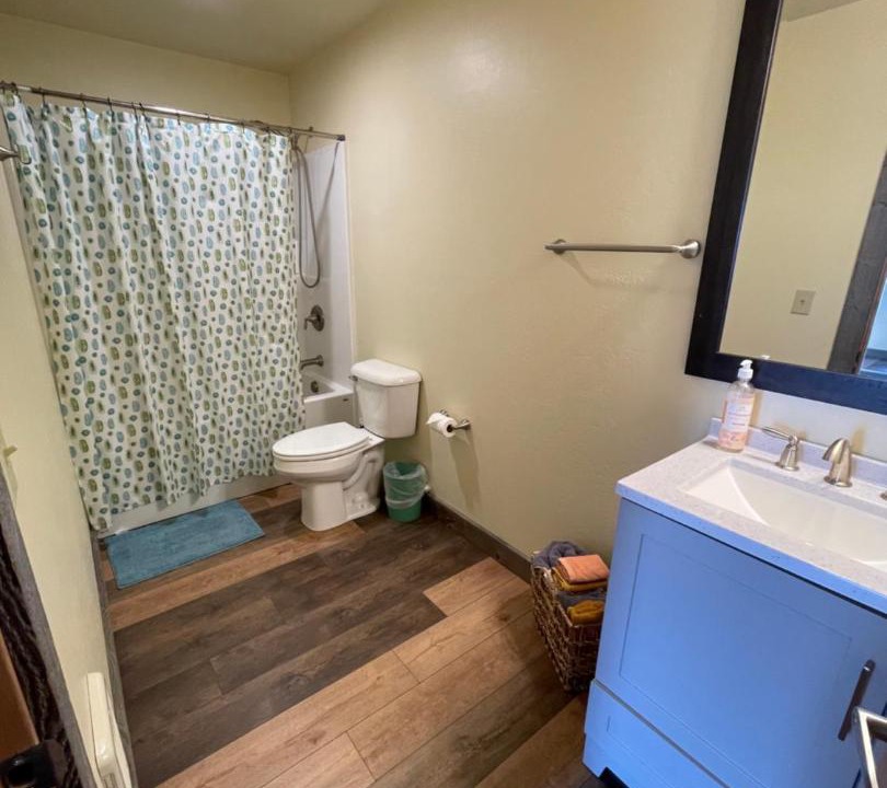 Photo of Bathroom in Gardiner