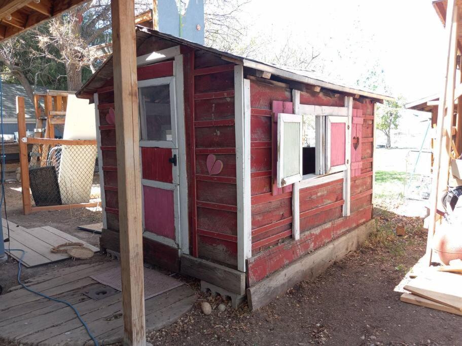 Photo of Others in Henrieville