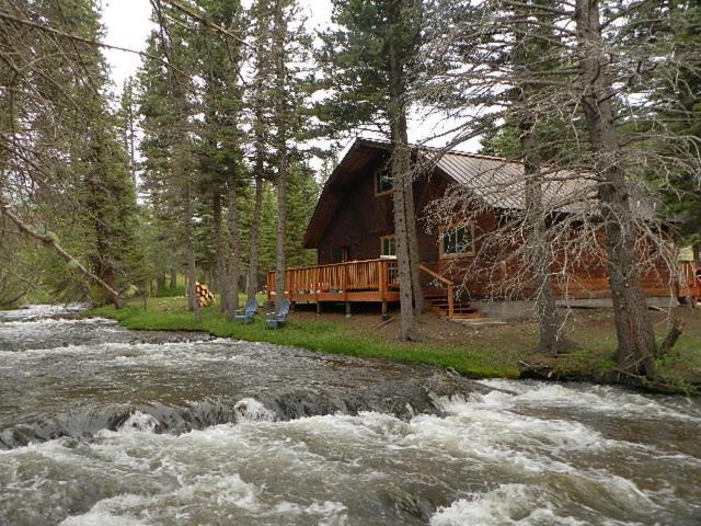 Photo of Others in Red River