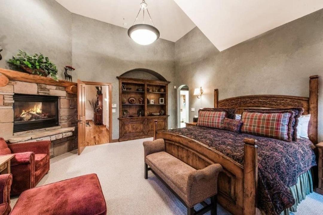 Photo of Bedroom in Park Meadows