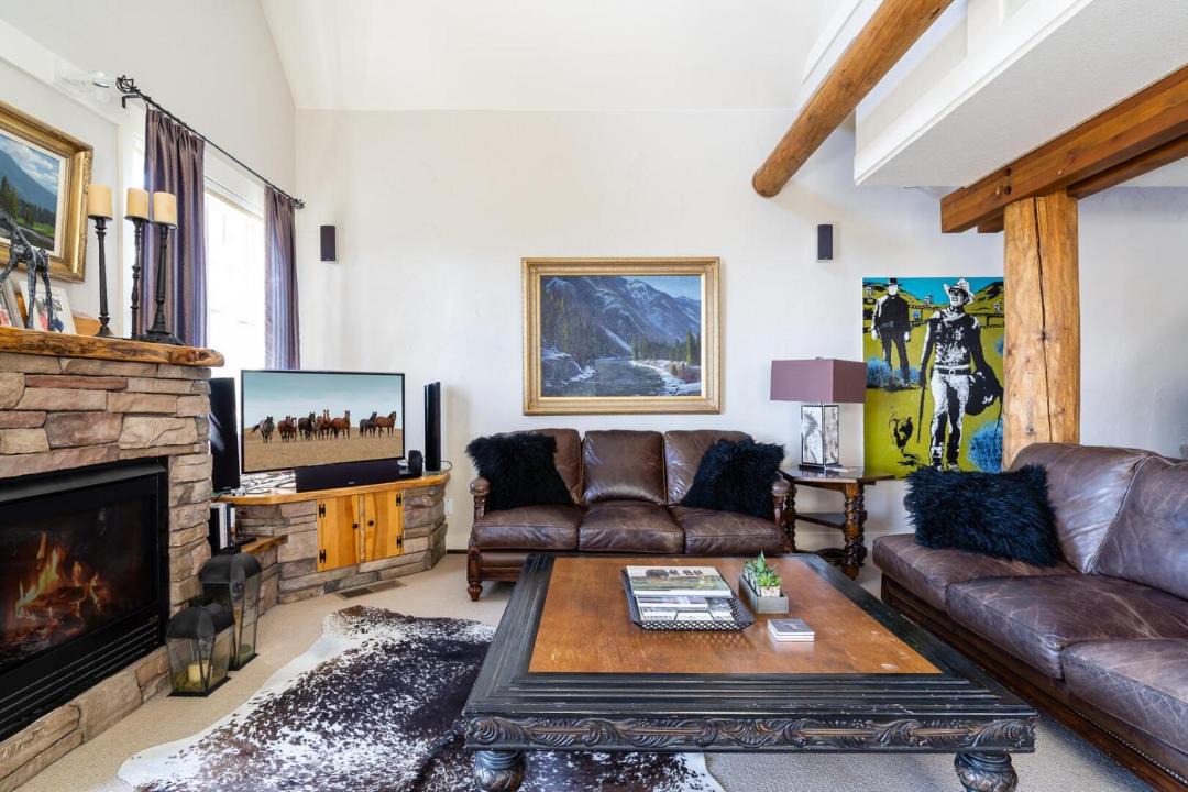 Photo of Livingroom in Saddle Ridge