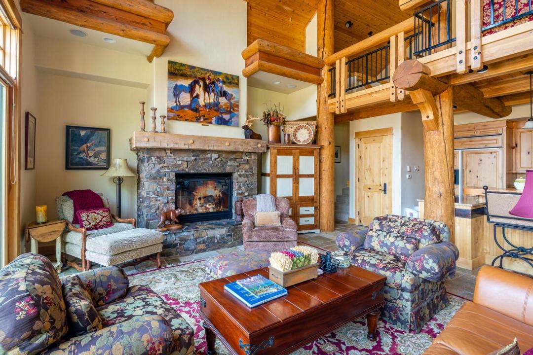 Photo of Livingroom in Saddle Ridge