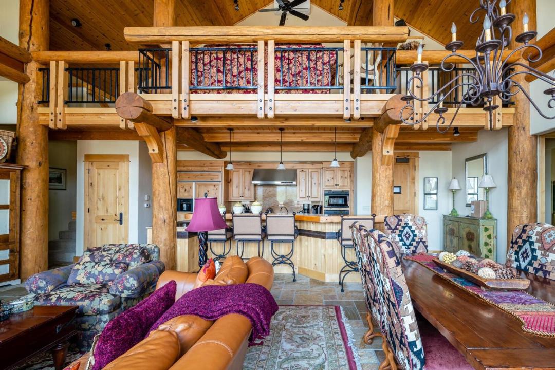 Photo of Livingroom in Saddle Ridge