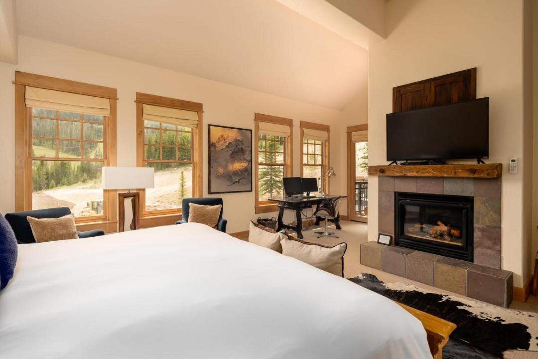 Photo of Bedroom in Saddle Ridge