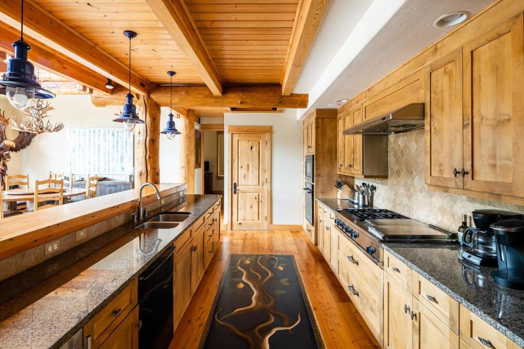 Photo of Kitchen in Saddle Ridge