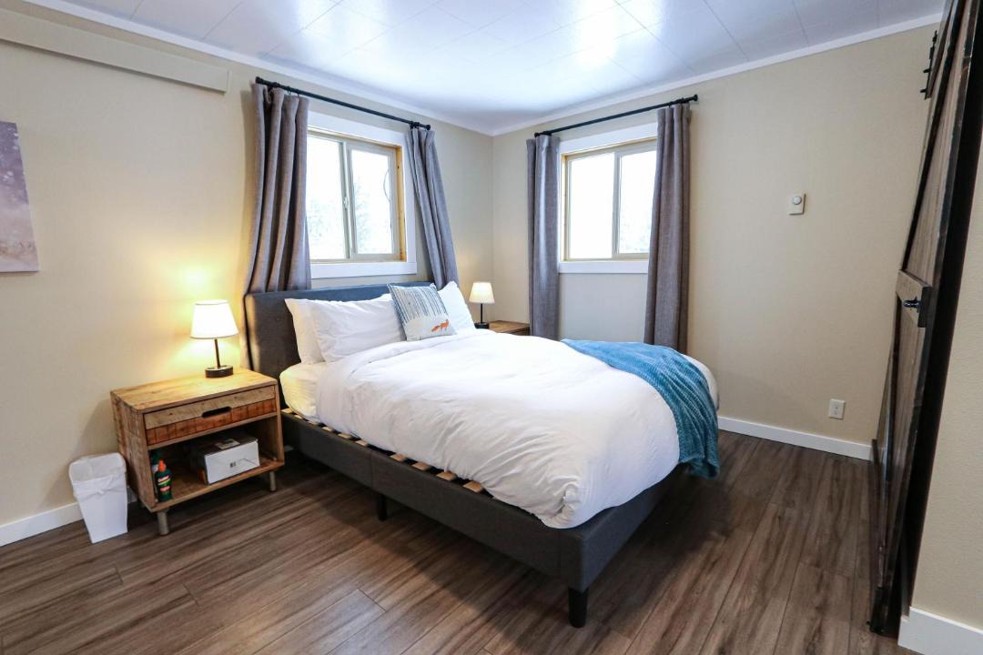 Photo of Bedroom in West Yellowstone