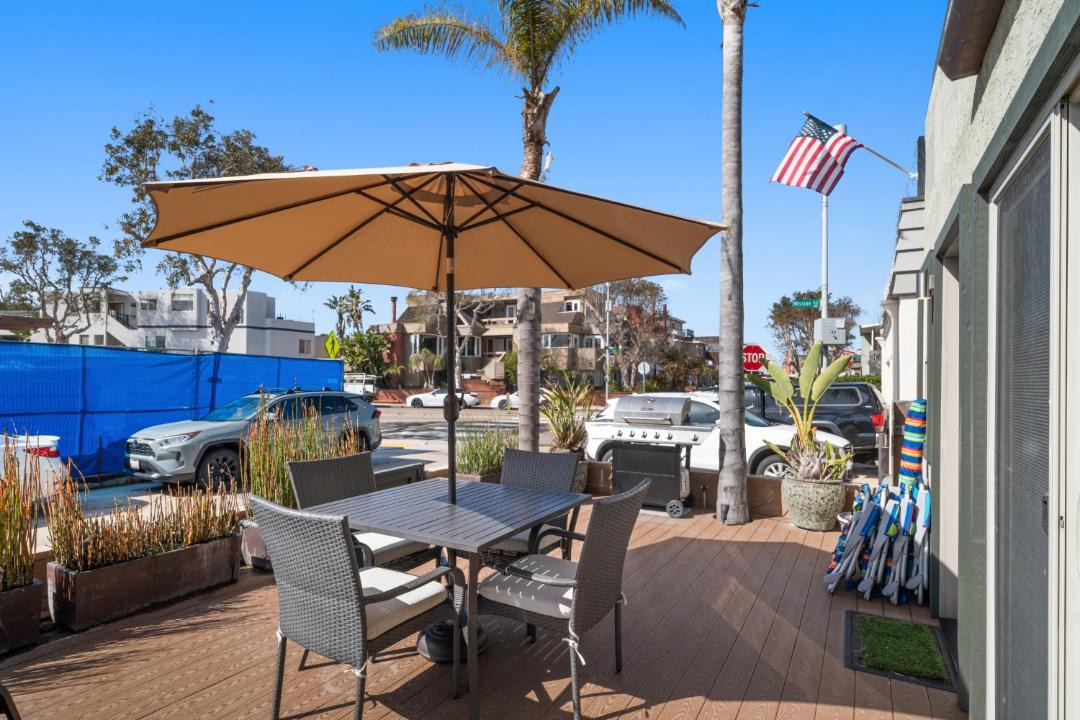 Photo of Patio Balcony in South Mission Beach