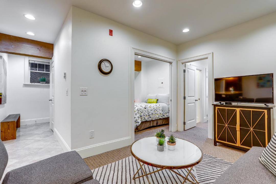 Photo of Livingroom in Belltown