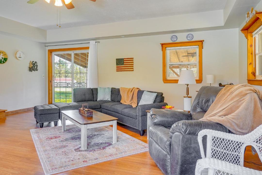 Photo of Livingroom in Rockbridge