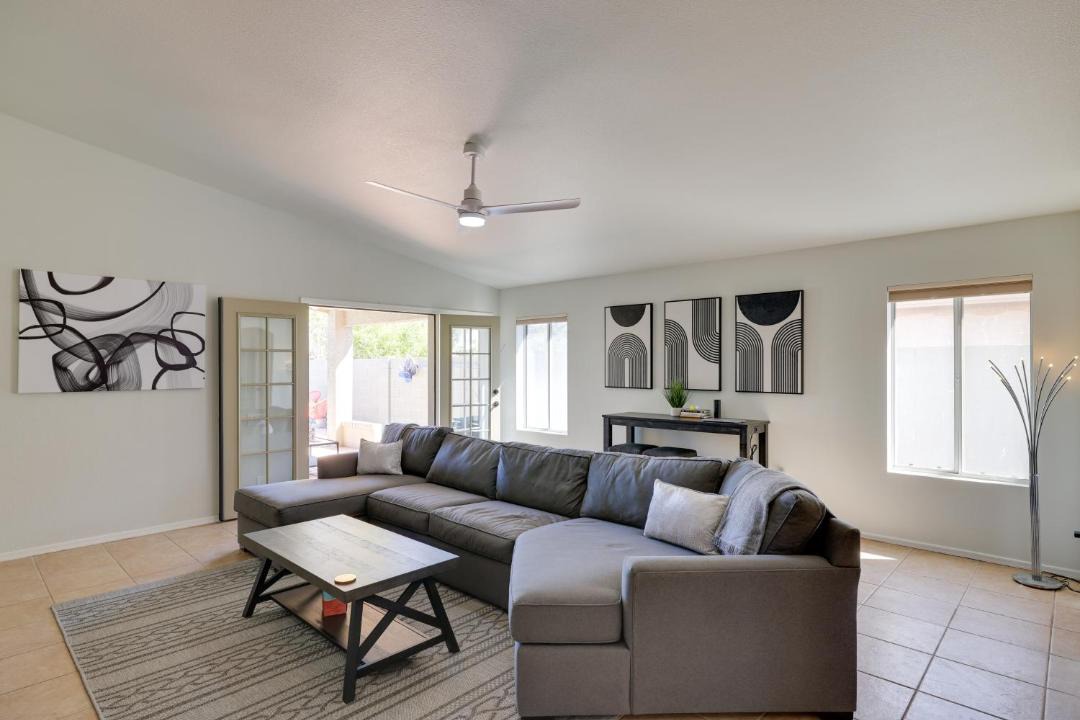 Photo of Livingroom in Arrowhead Ranch