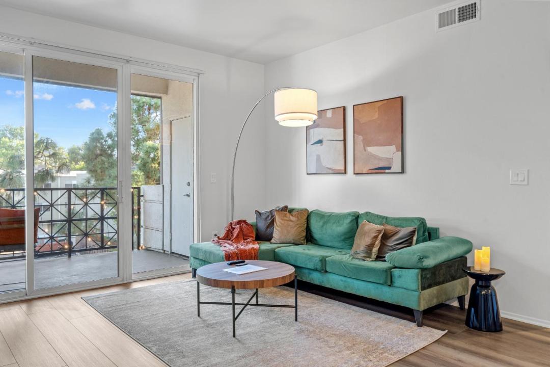 Photo of Livingroom in Del Rey