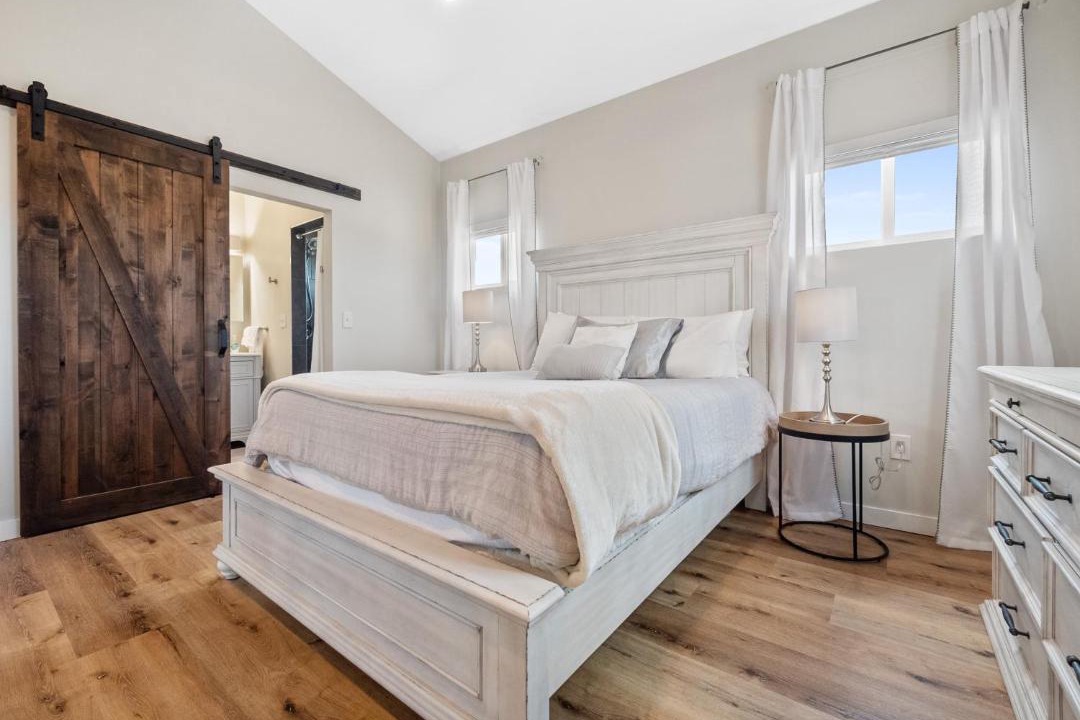 Photo of Bedroom in Sunset Cliffs