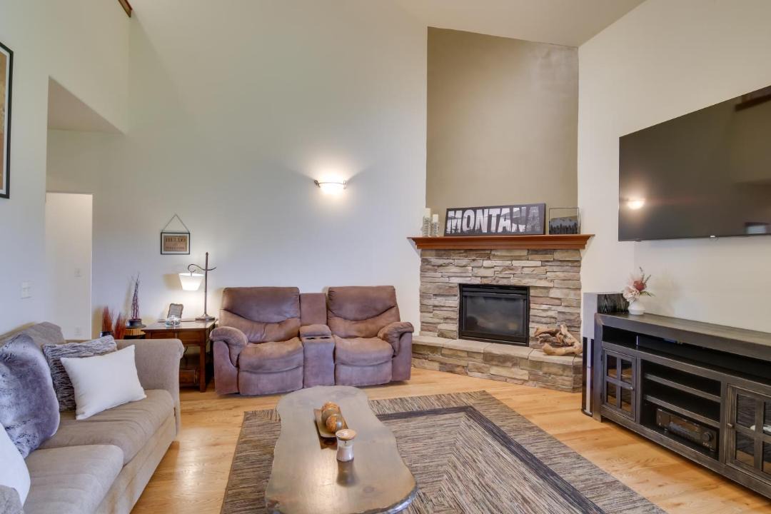 Photo of Livingroom in Four Corners