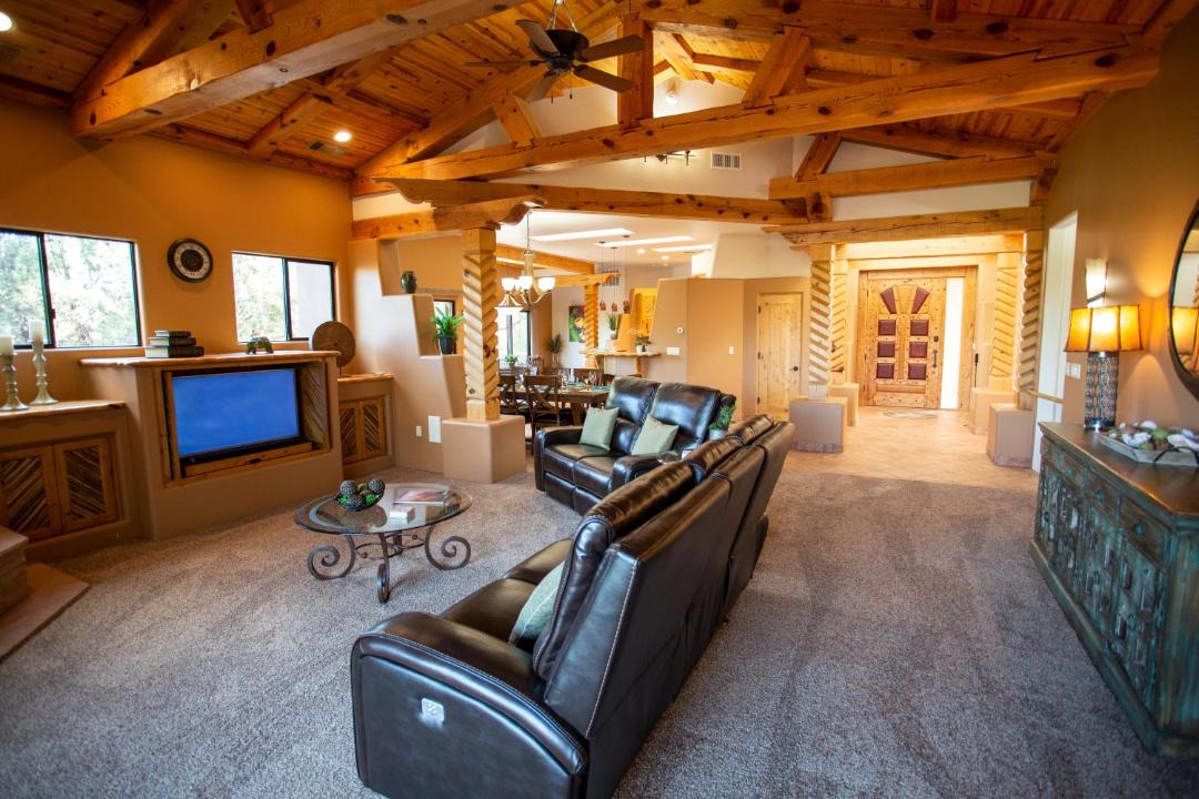 Photo of Livingroom in West Sedona
