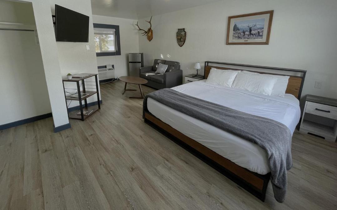 Photo of Bedroom in Salmon