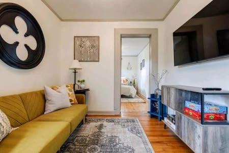 Photo of Livingroom in Old Fourth Ward