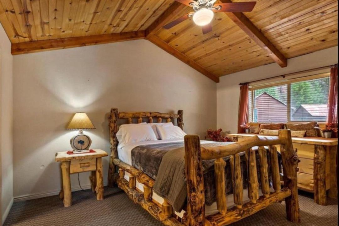 Photo of Bedroom in Lowman