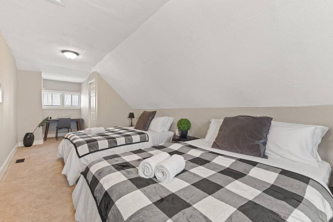 Photo of Bedroom in Fountain Square
