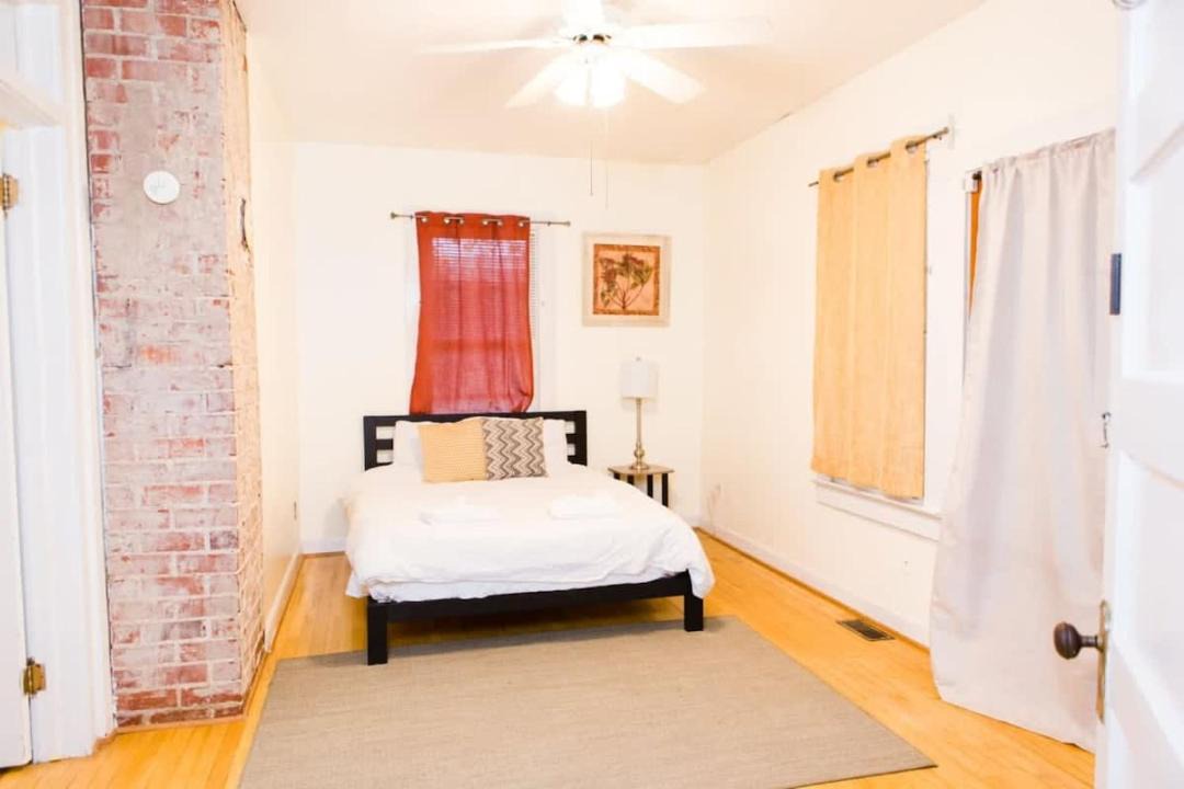 Photo of Bedroom in Rosewood