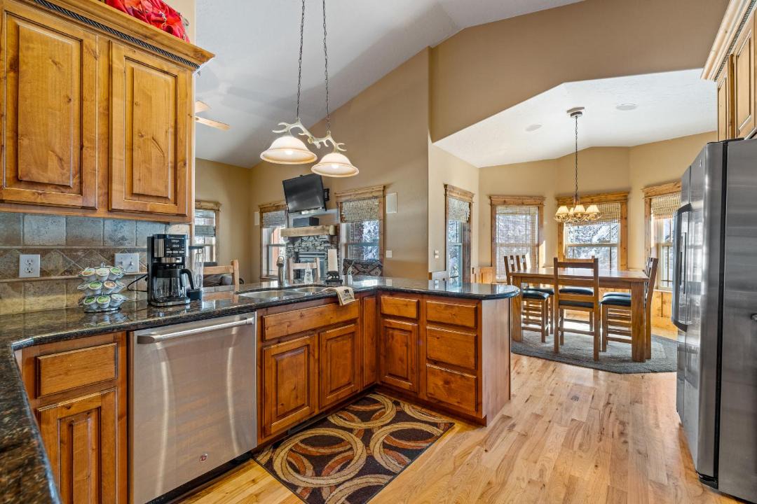 Photo of Kitchen in Fir Grove Estates