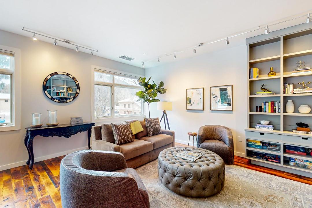 Photo of Livingroom in Jackson