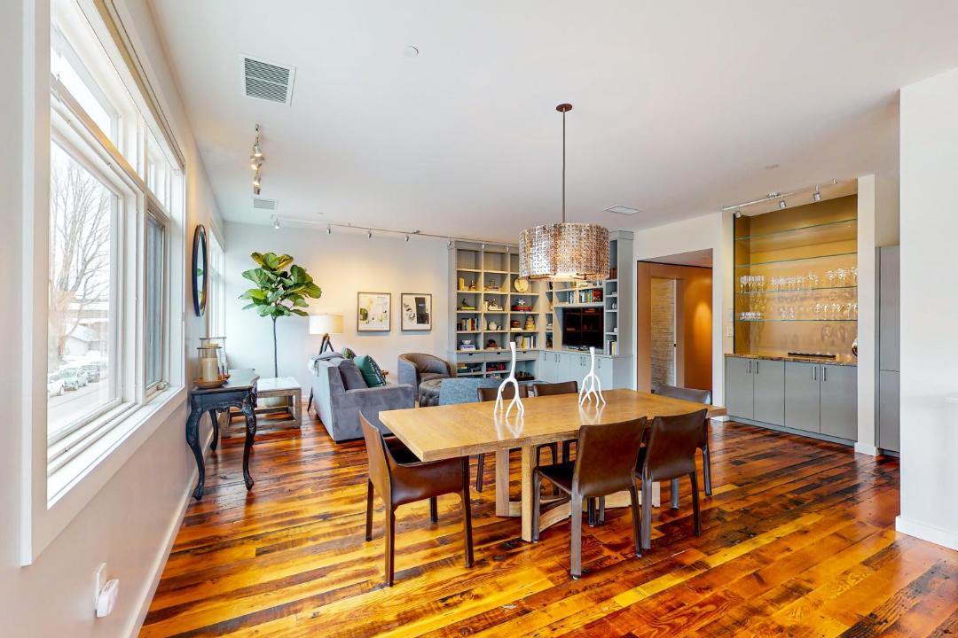 Photo of Livingroom in Jackson