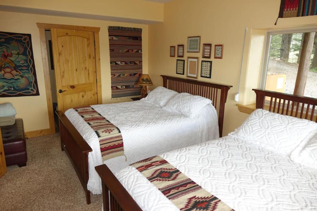 Photo of Bedroom in Island Park