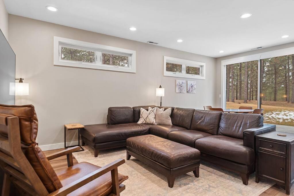 Photo of Livingroom in Custer