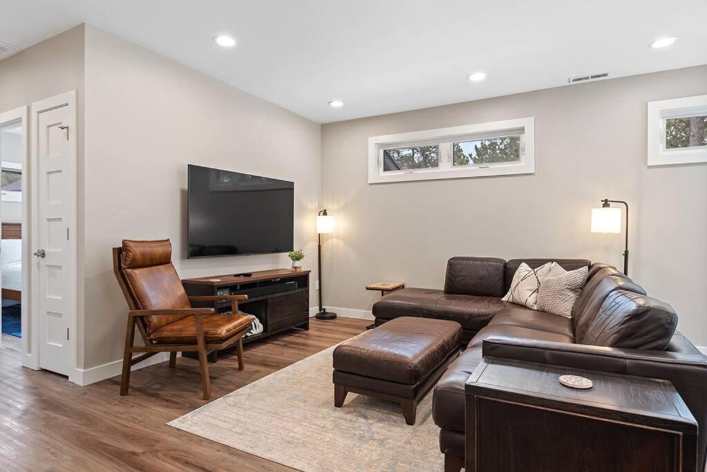 Photo of Livingroom in Custer