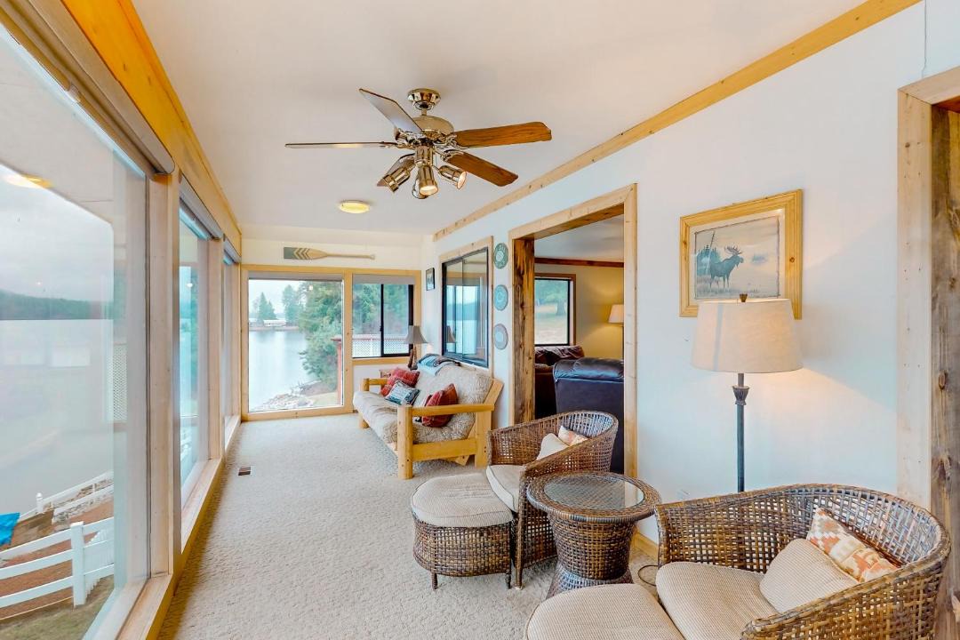 Photo of Livingroom in Bonner County